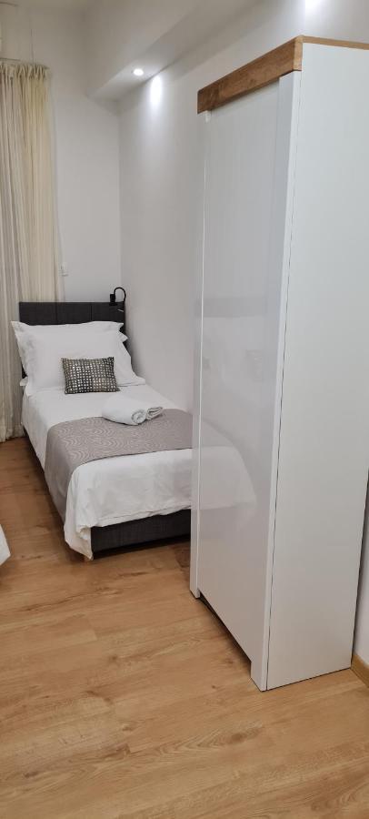 Riva Apartments Спліт Екстер'єр фото