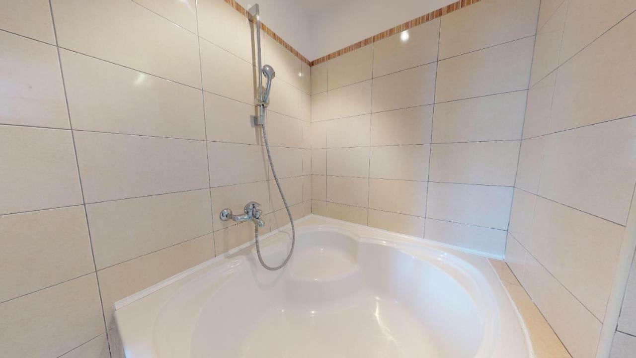 Riva Apartments Спліт Екстер'єр фото